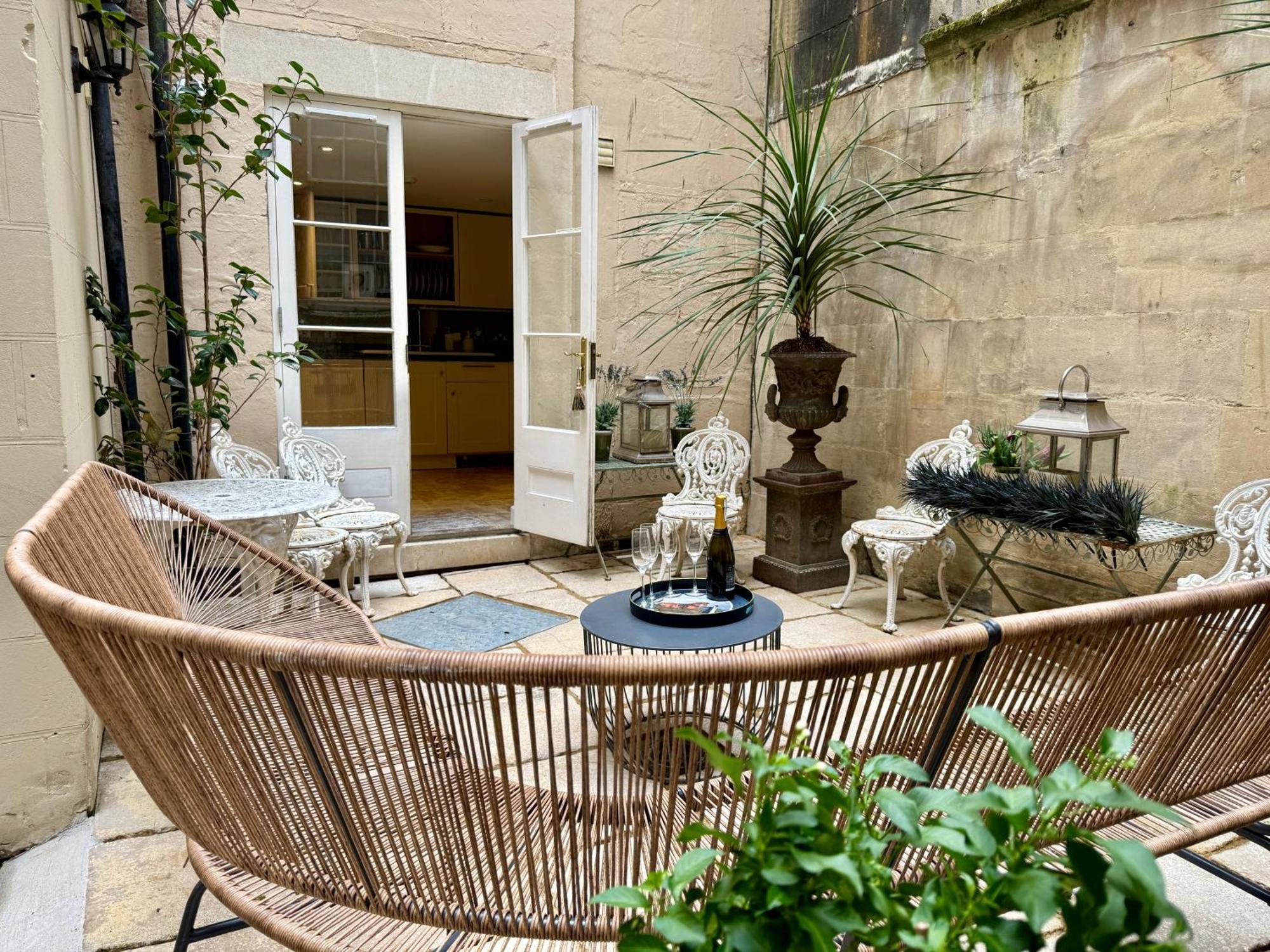Abbey Mews In The Heart Of Bath, Bath Keys Leilighet Eksteriør bilde